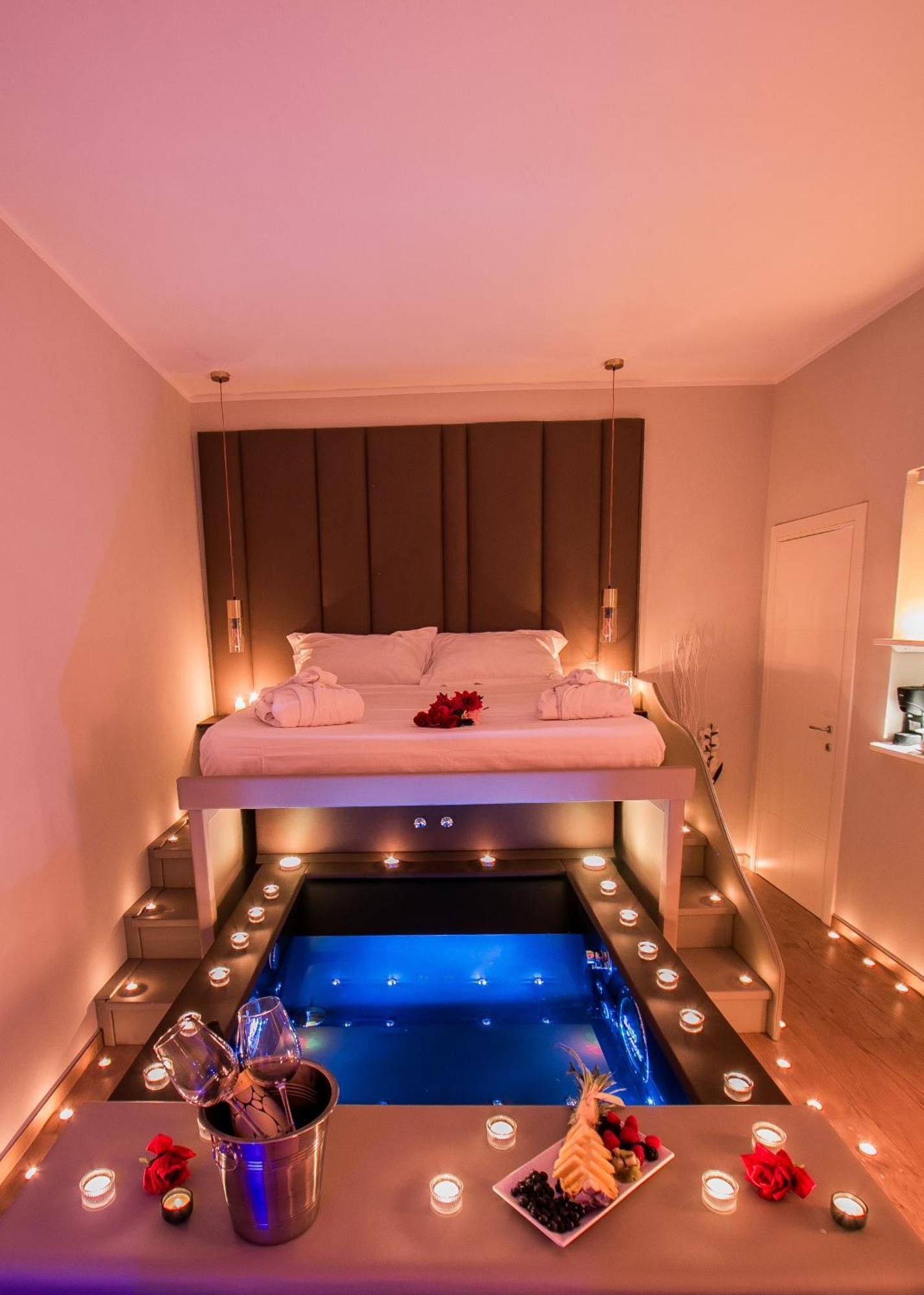 Queen Room Spa Bath