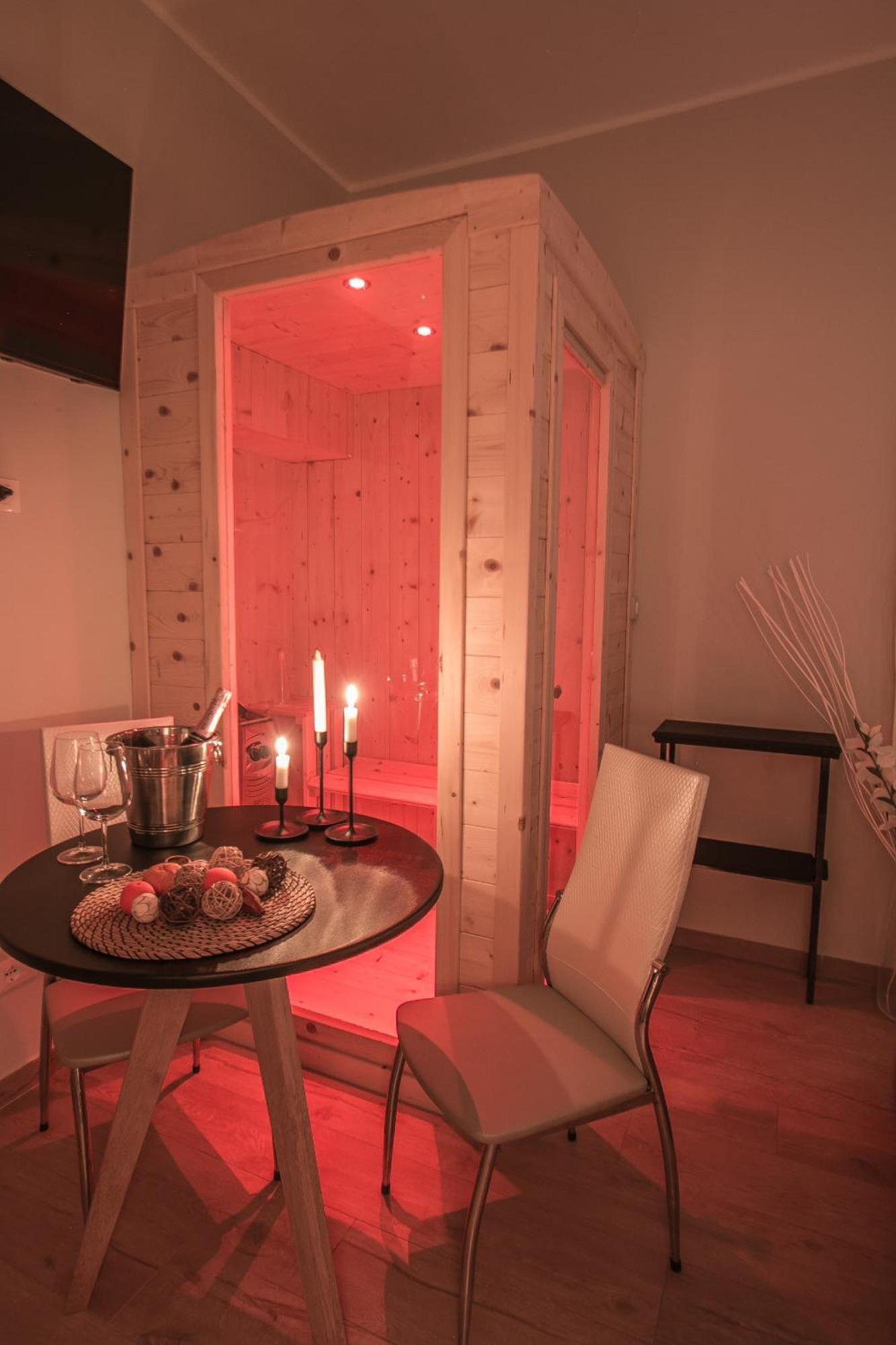 Queen Room Spa Bath