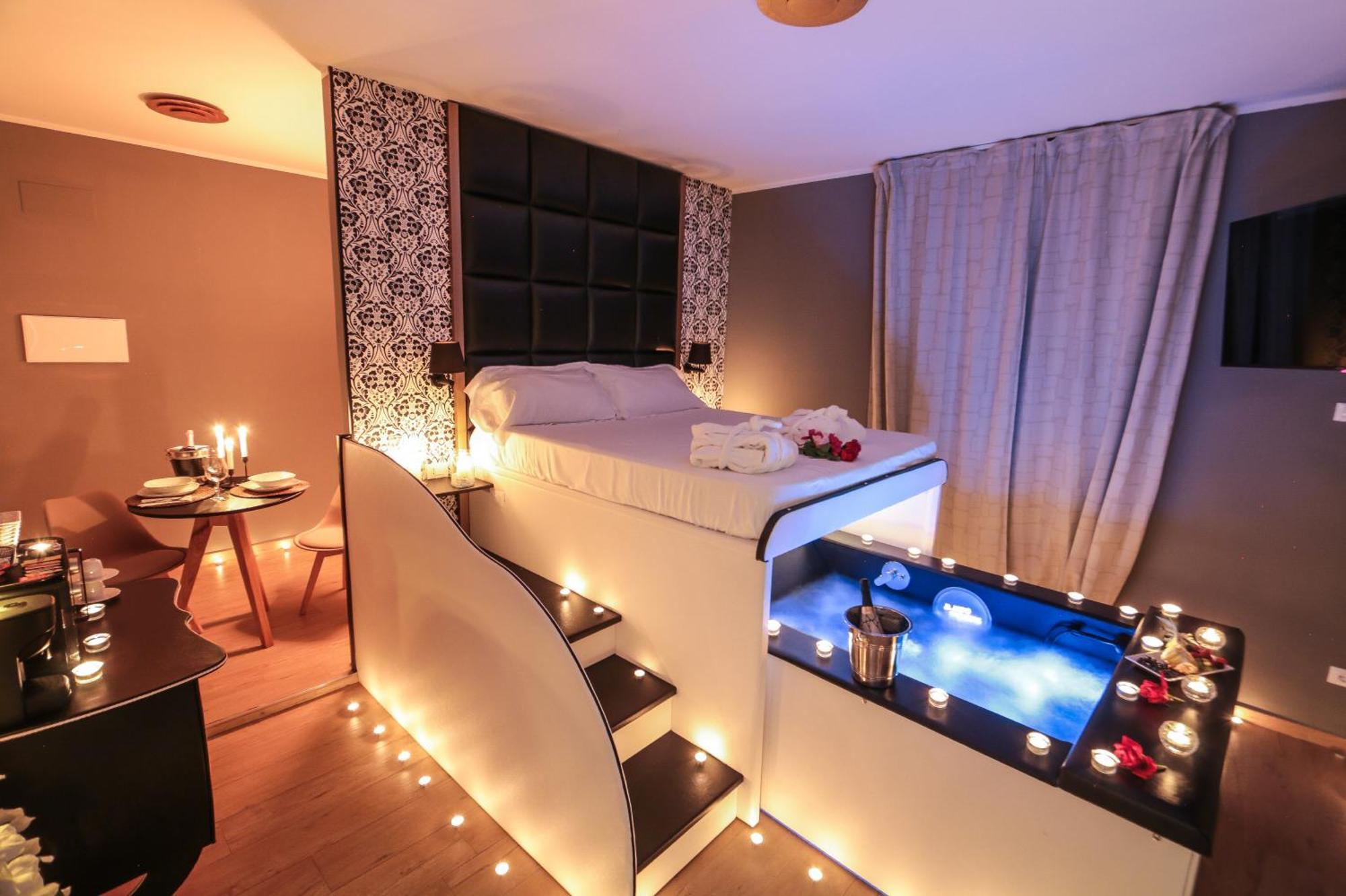 King Room Spa Bath