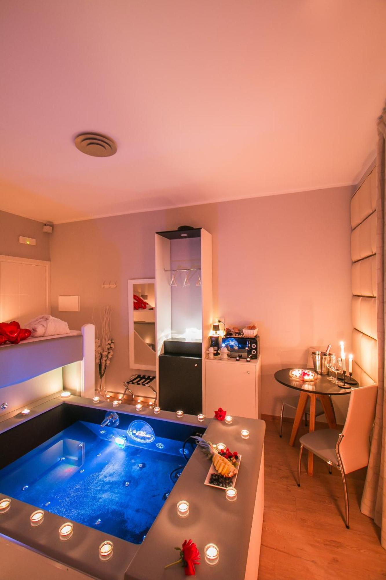 Double Room Spa Bath