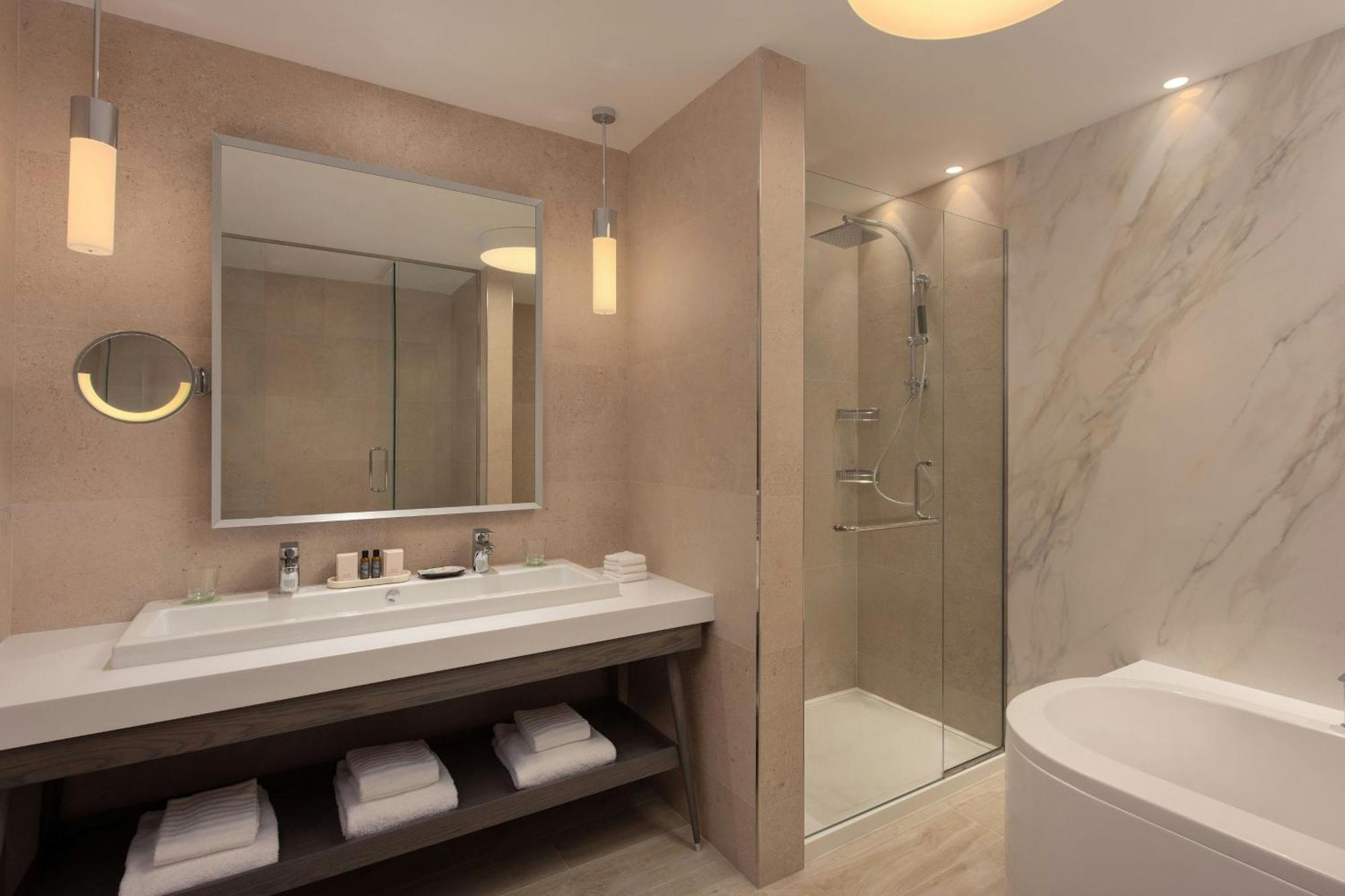 Three Bedroom Presidential Penthouse Suite Sea View