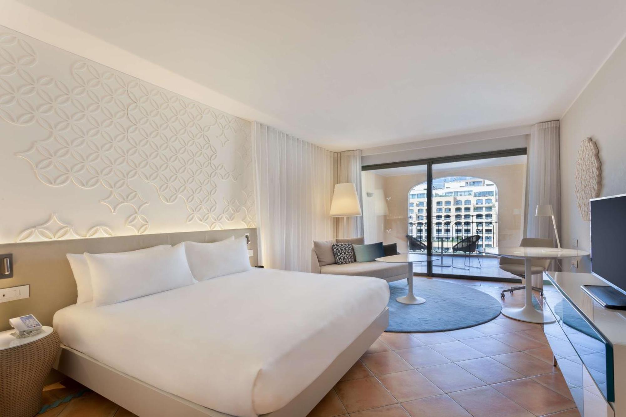 Executive King Room Marina View