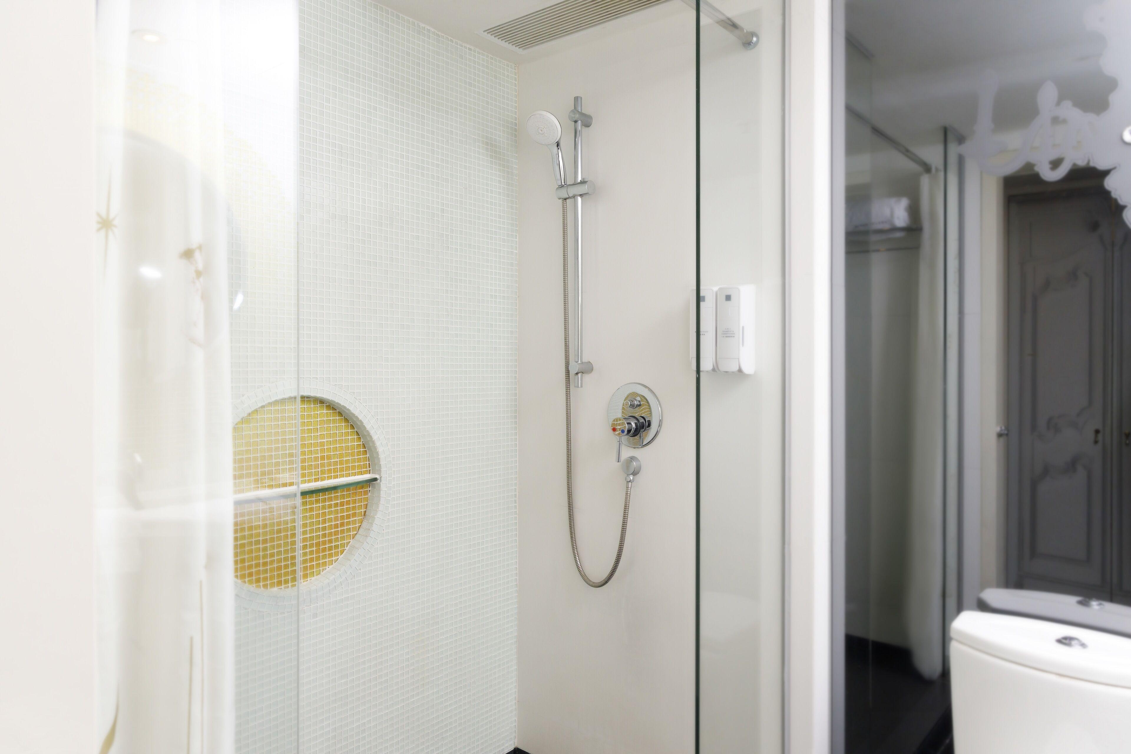Deluxe King or Twin Room Extra Bed