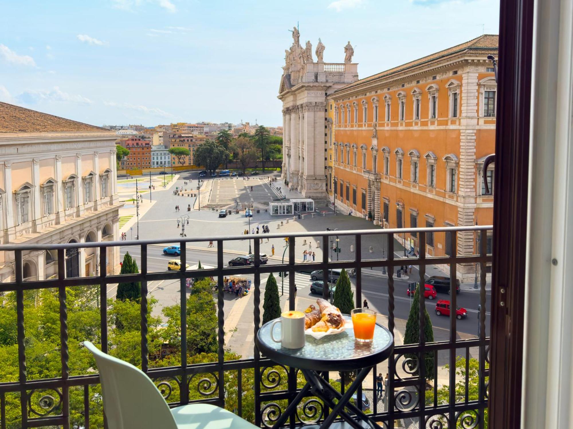 Deluxe Double Room Balcony