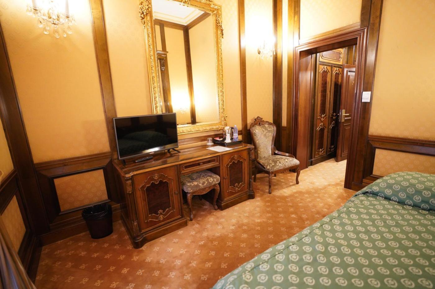 Classic Room