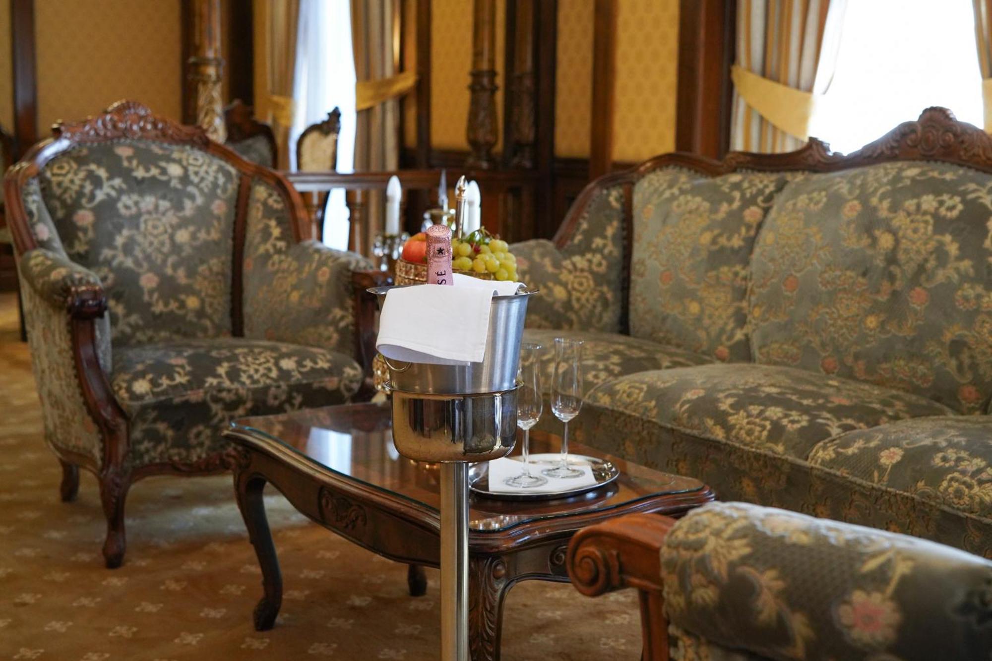 Presidential Suite