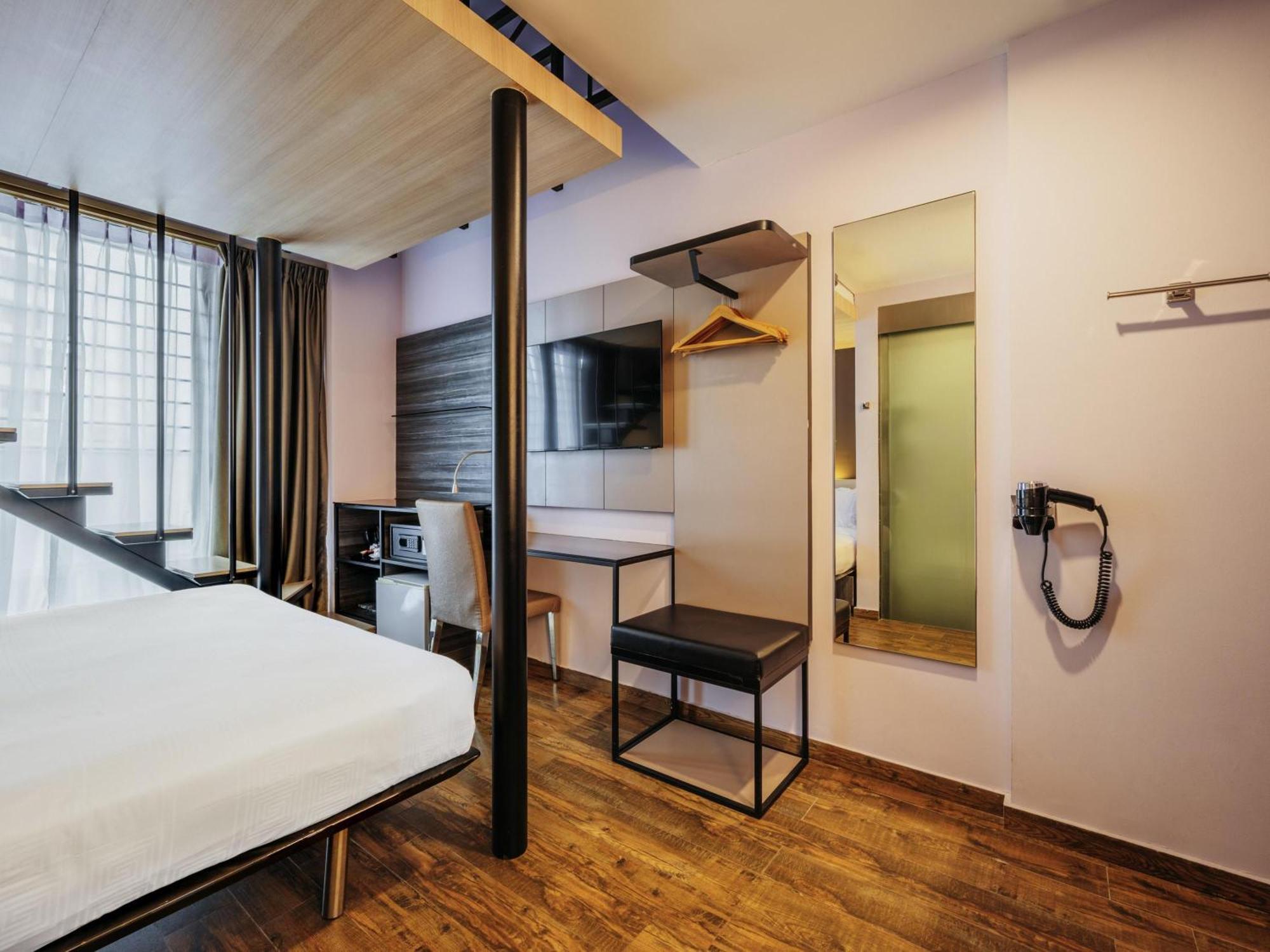 Camera Familiare Classic con 1 Letto Matrimoniale e 1 Letto Singolo