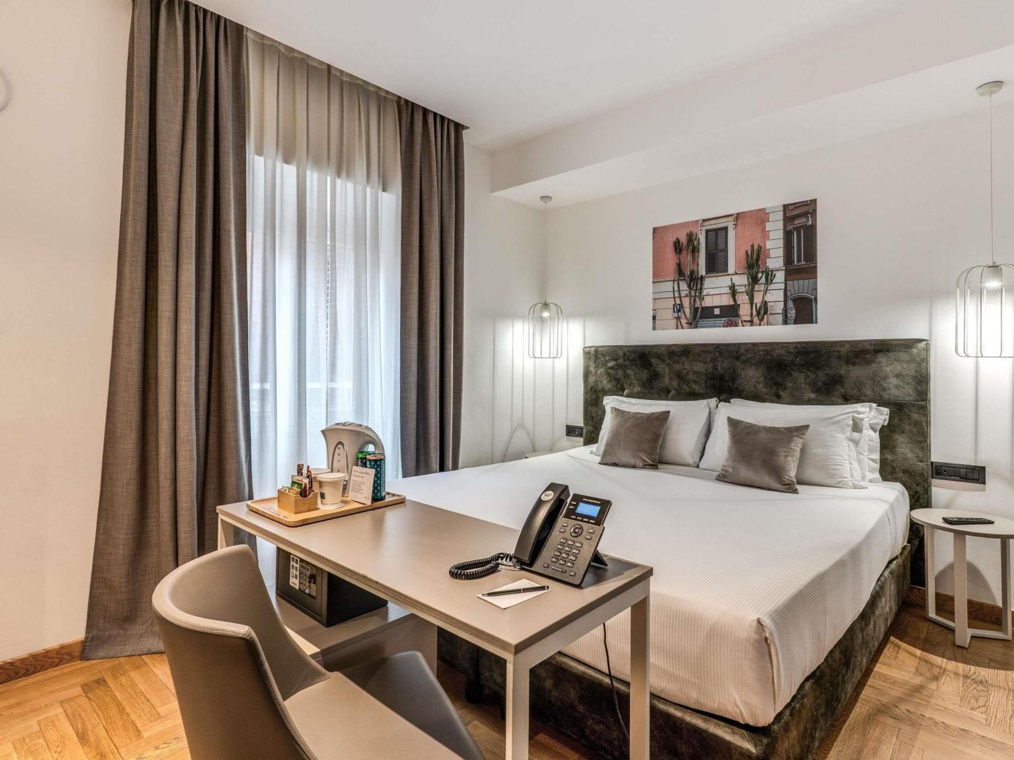 Standard Double or Twin Room,1718503847:JPEG