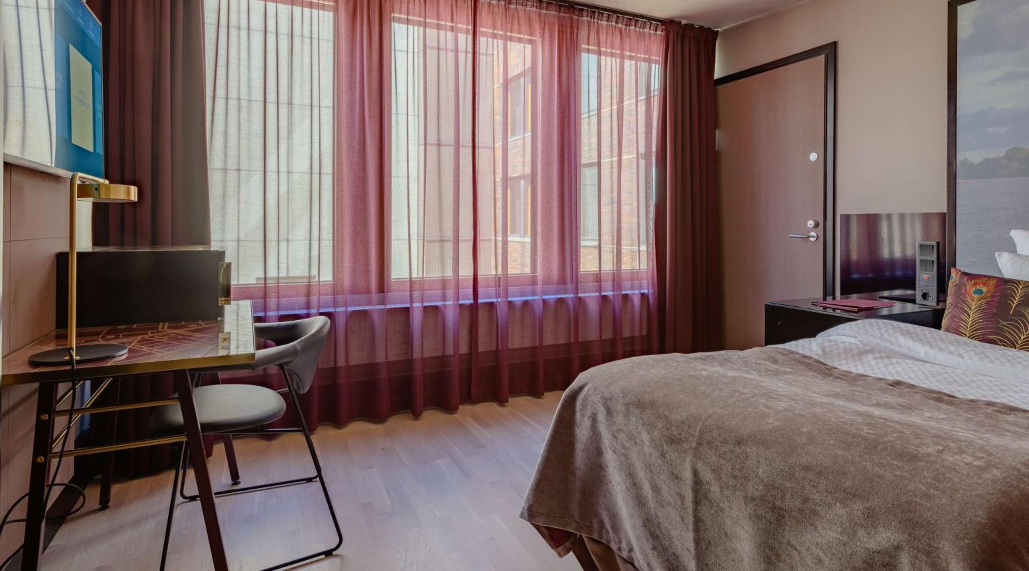 Spacious Twin Room