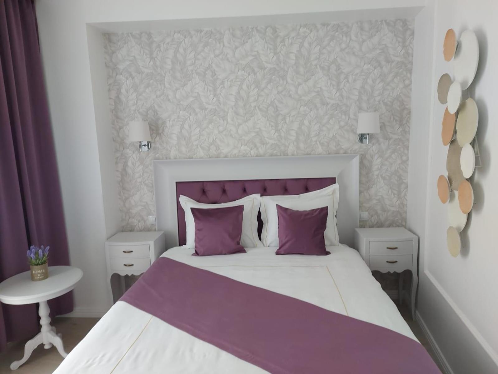 Deluxe Balcony Room