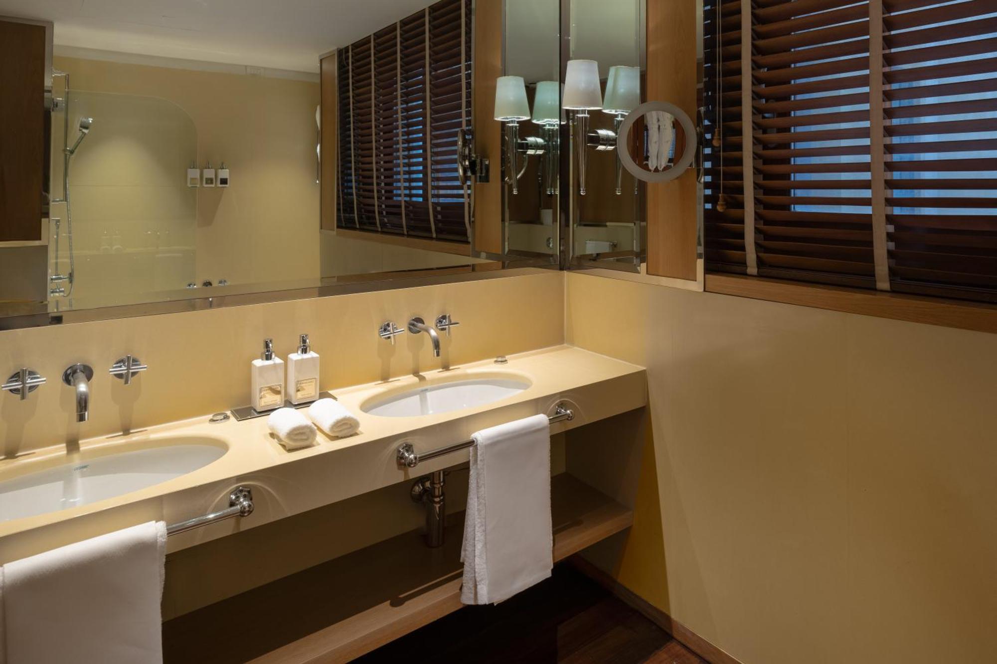 Superior Suite River View