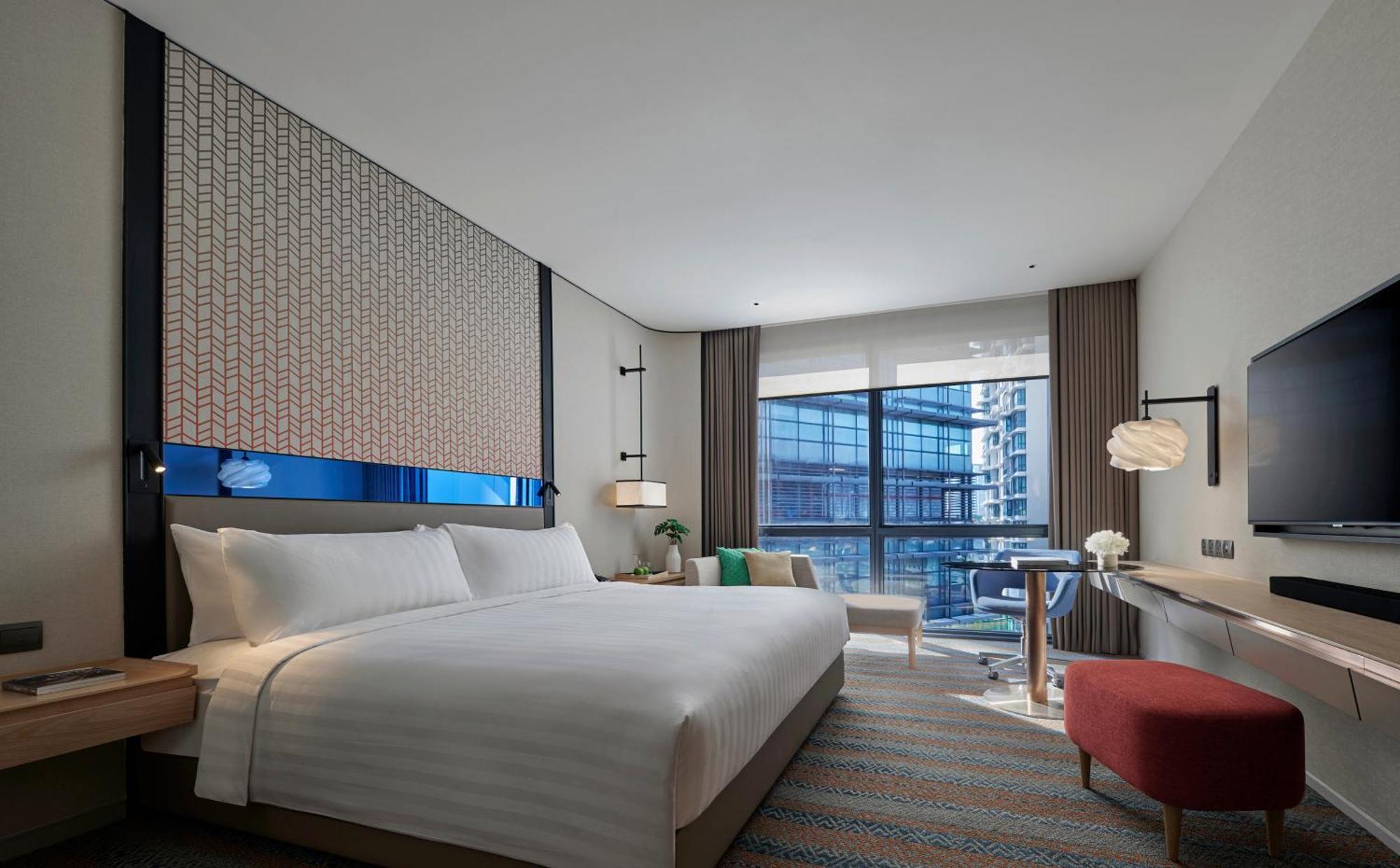 Club Deluxe King Room