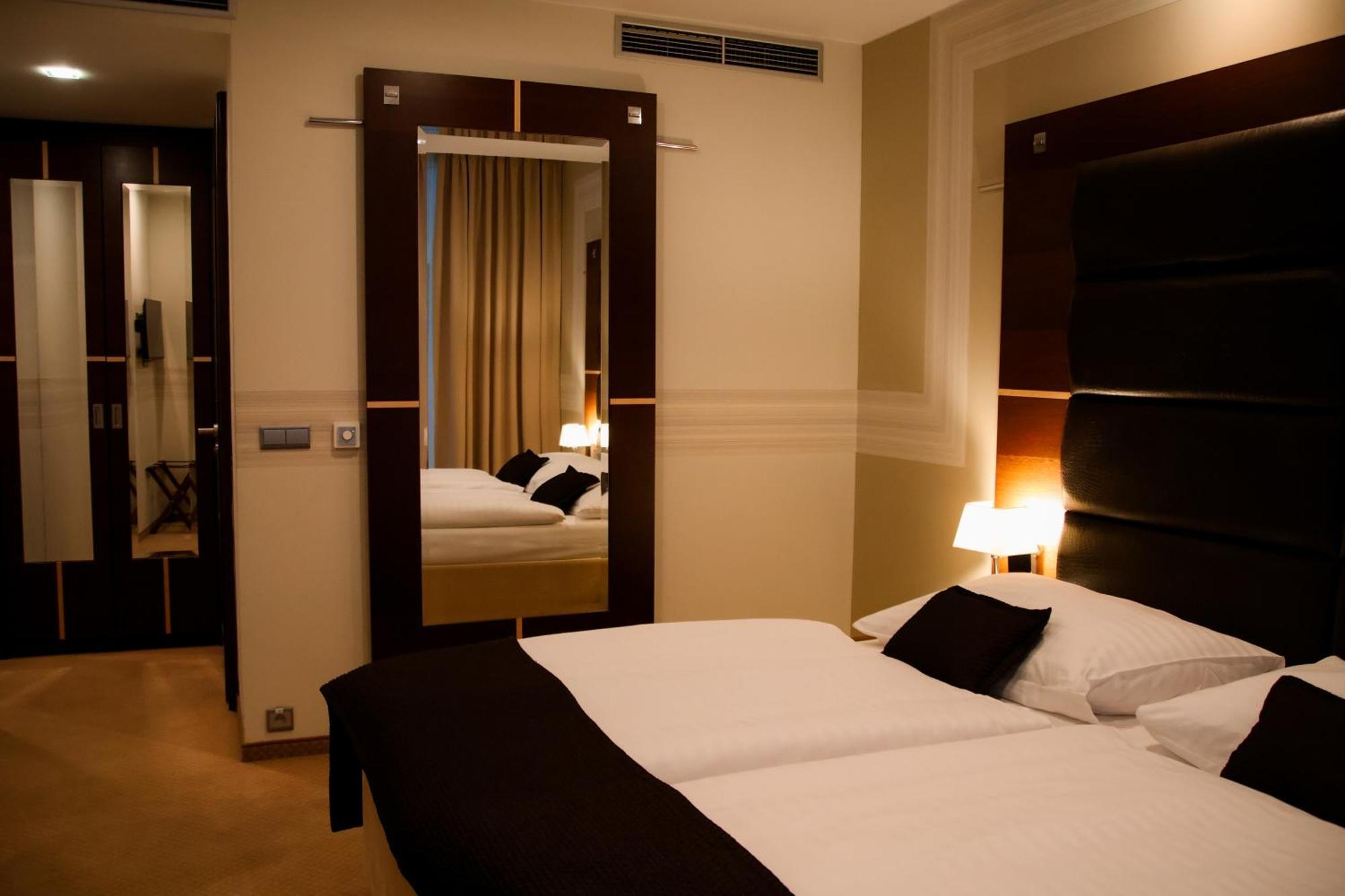 Small Double or Twin Room
