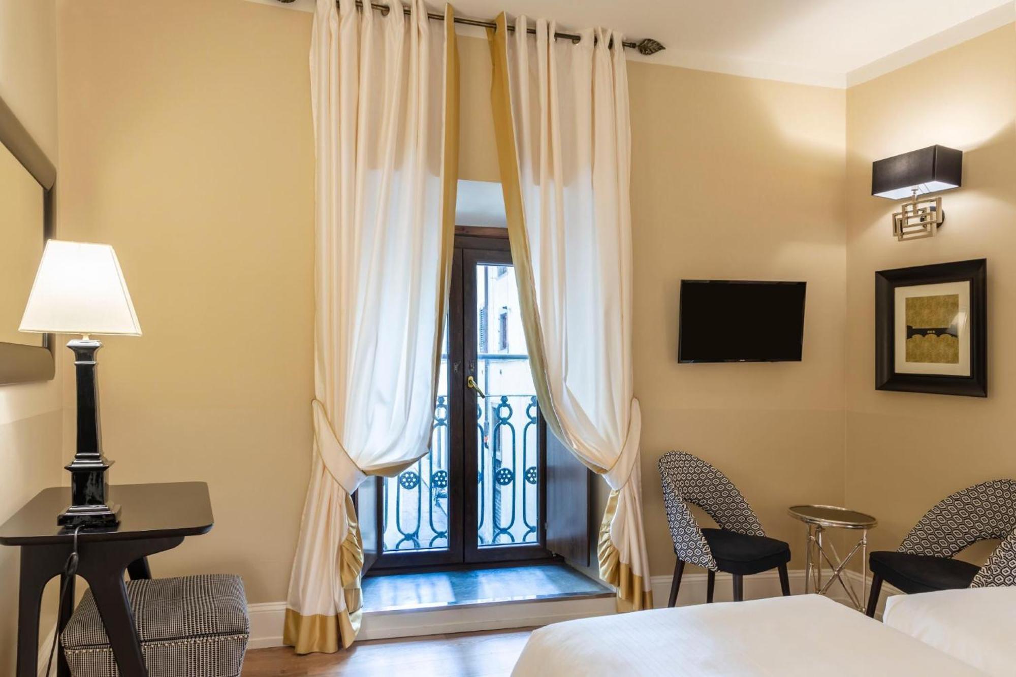 Classic Double or Twin Room