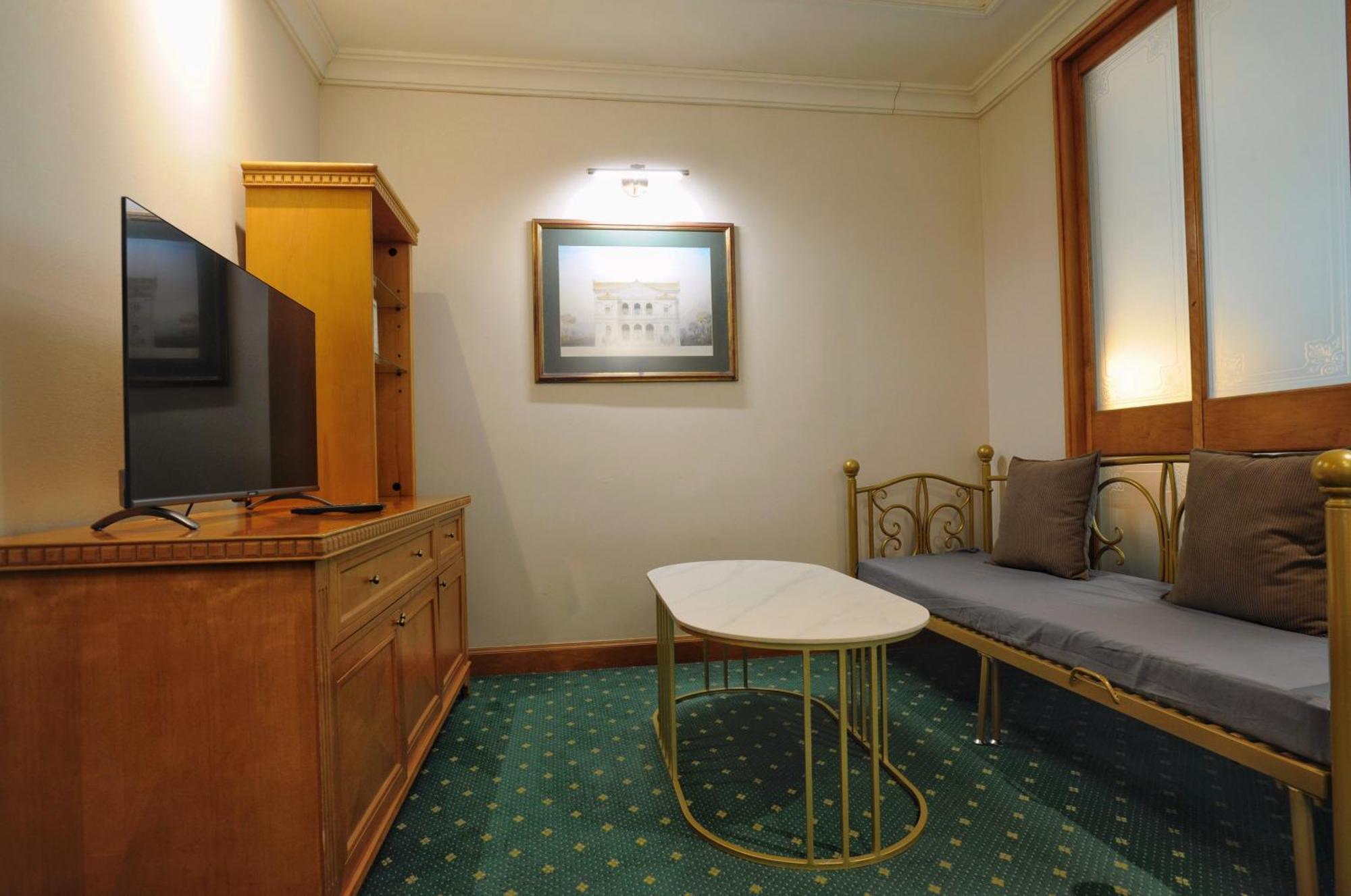 Superior Suite