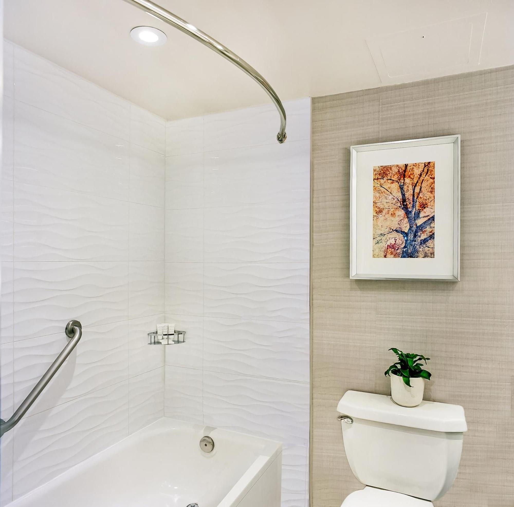 Standard Twin Room Mobility Accessible