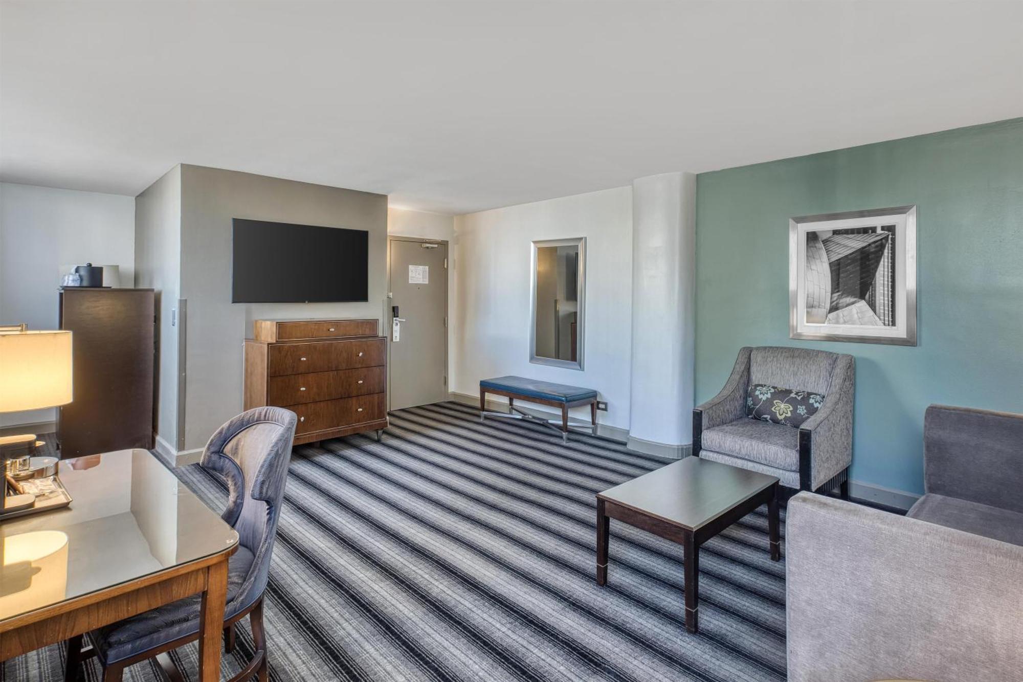 Suite King
