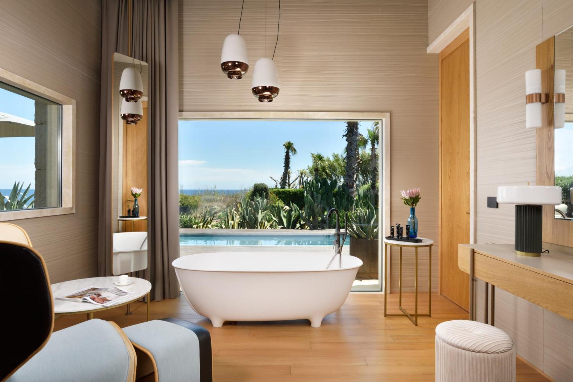 Two-Bedroom Villa Private Pool Sea View