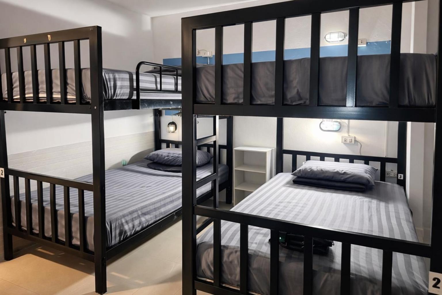 Dormitorio Misto con 6 Posti Letto