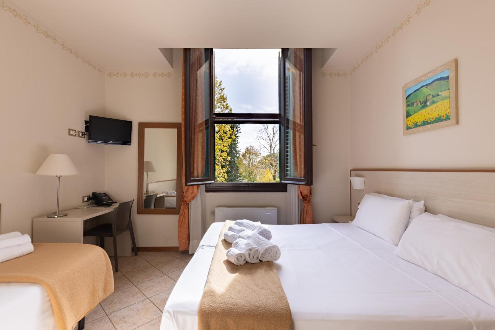 Triple Room City View