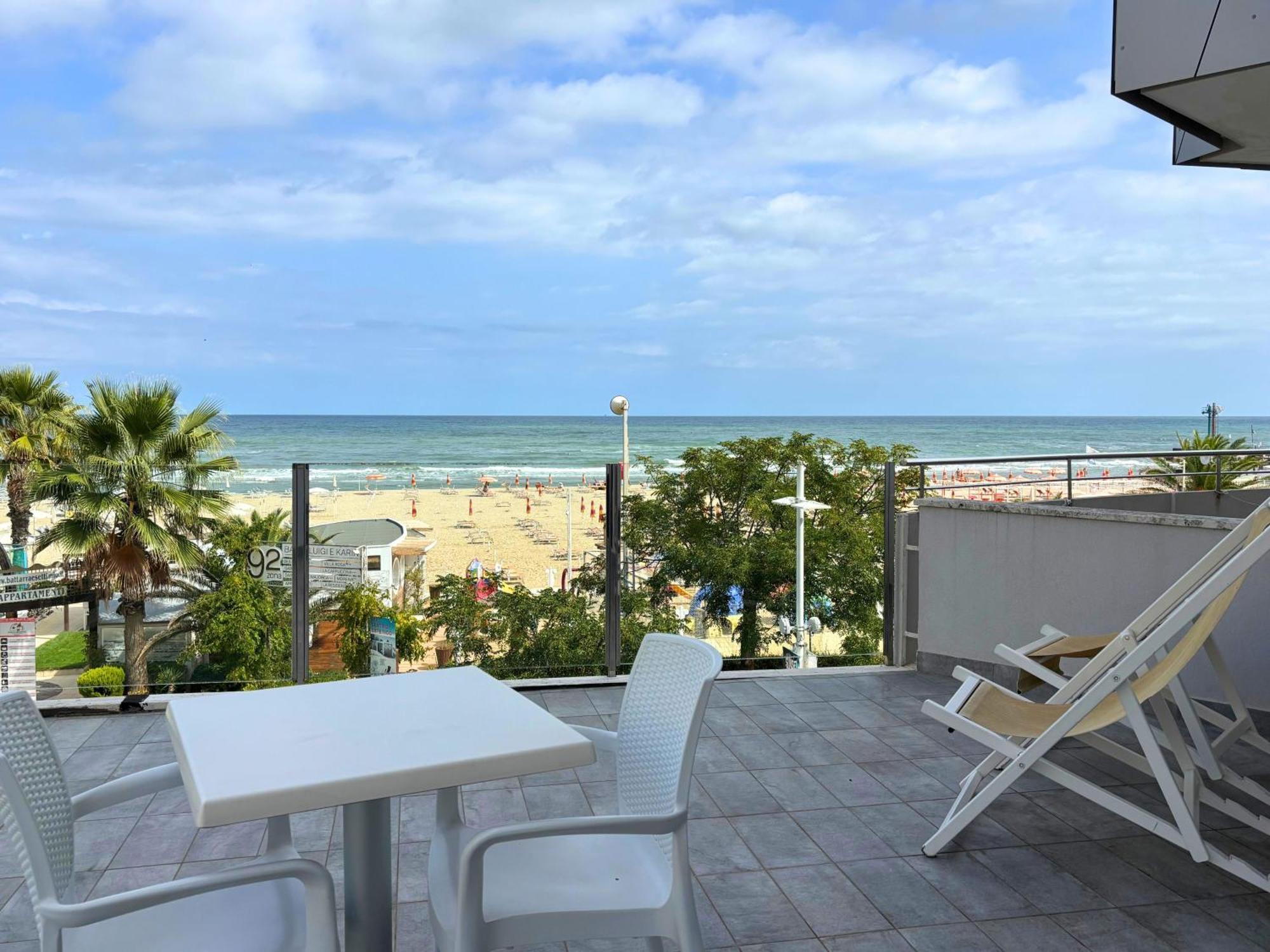 Superior Double or Twin Room Sea View