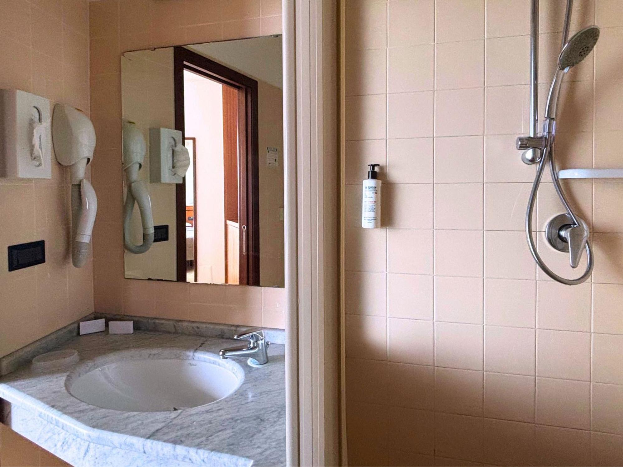 Superior Double or Twin Room Sea View
