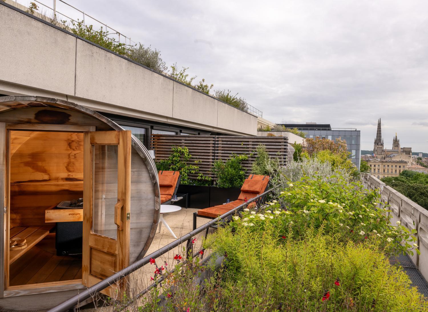 Premier King Room Terrace Sauna