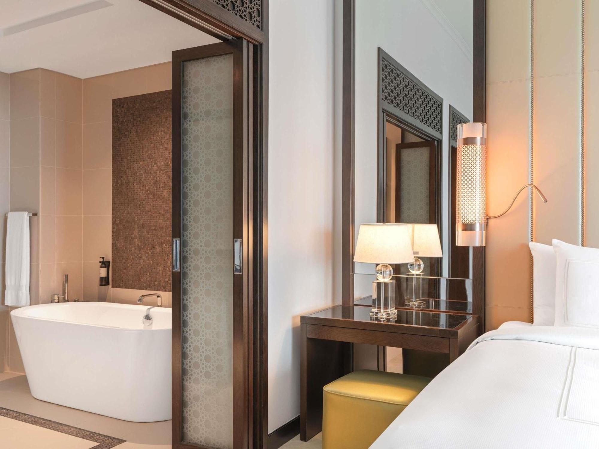 Premium Twin Room Sea View Balcony