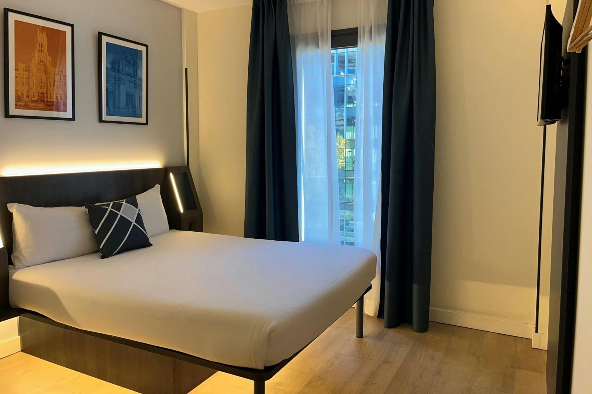 Camera Standard Matrimoniale con 1 Letto Queen-Size