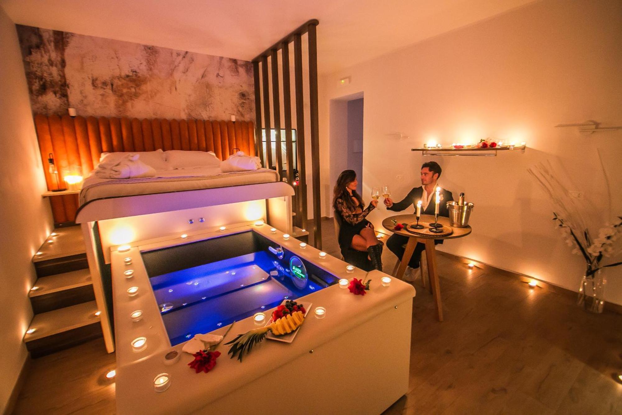 King Room Spa Bath