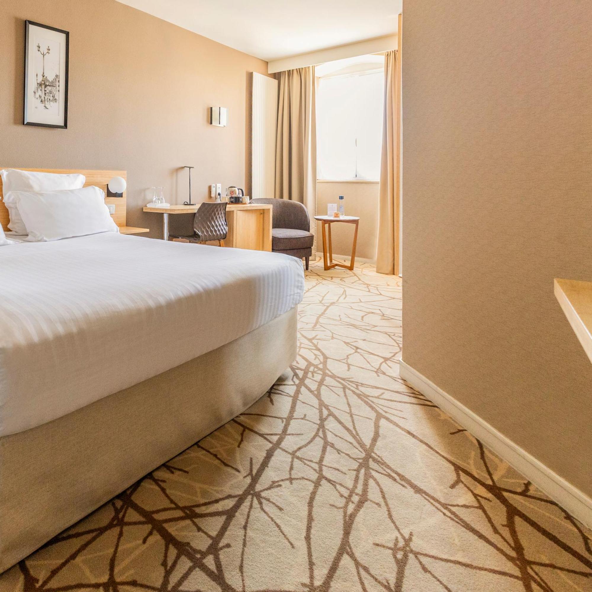 Superior Queen Room