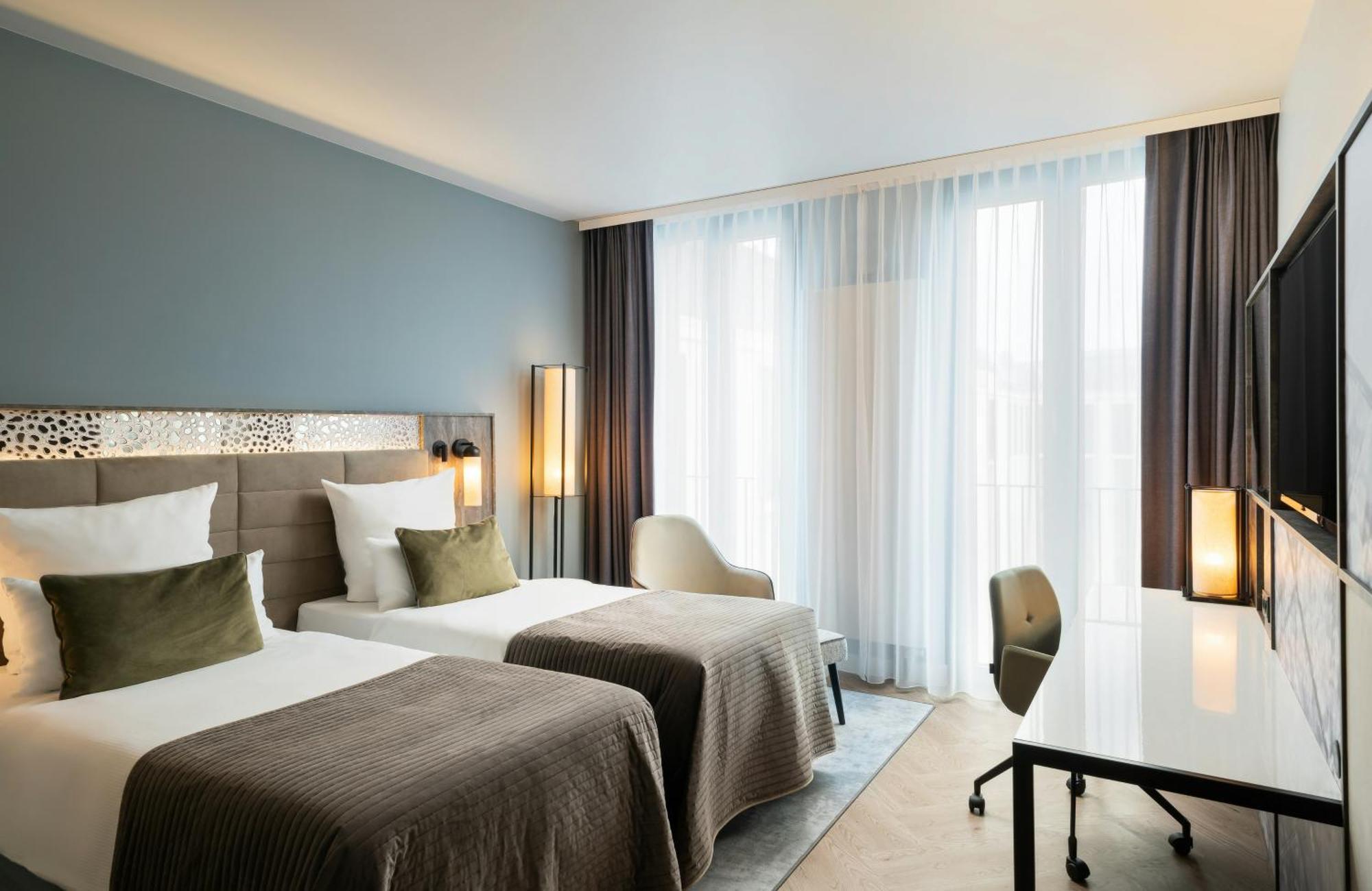 Comfort Triple Room