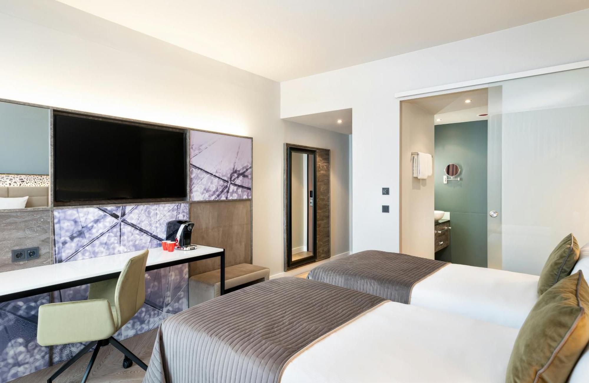 Comfort Triple Room