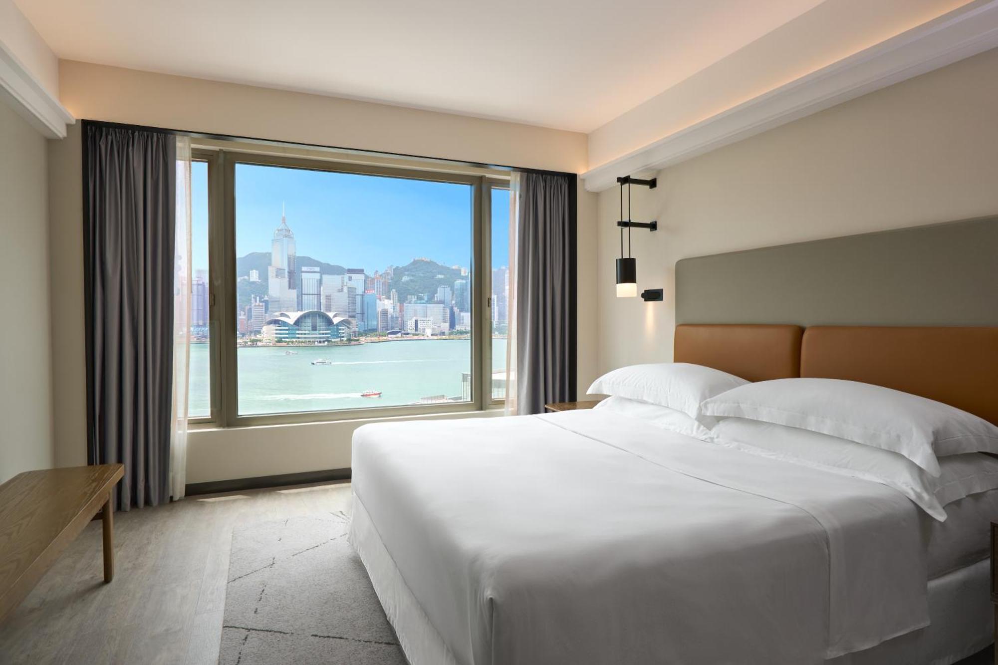Club lounge access 1 Bedroom Suite 1 King Harbor view