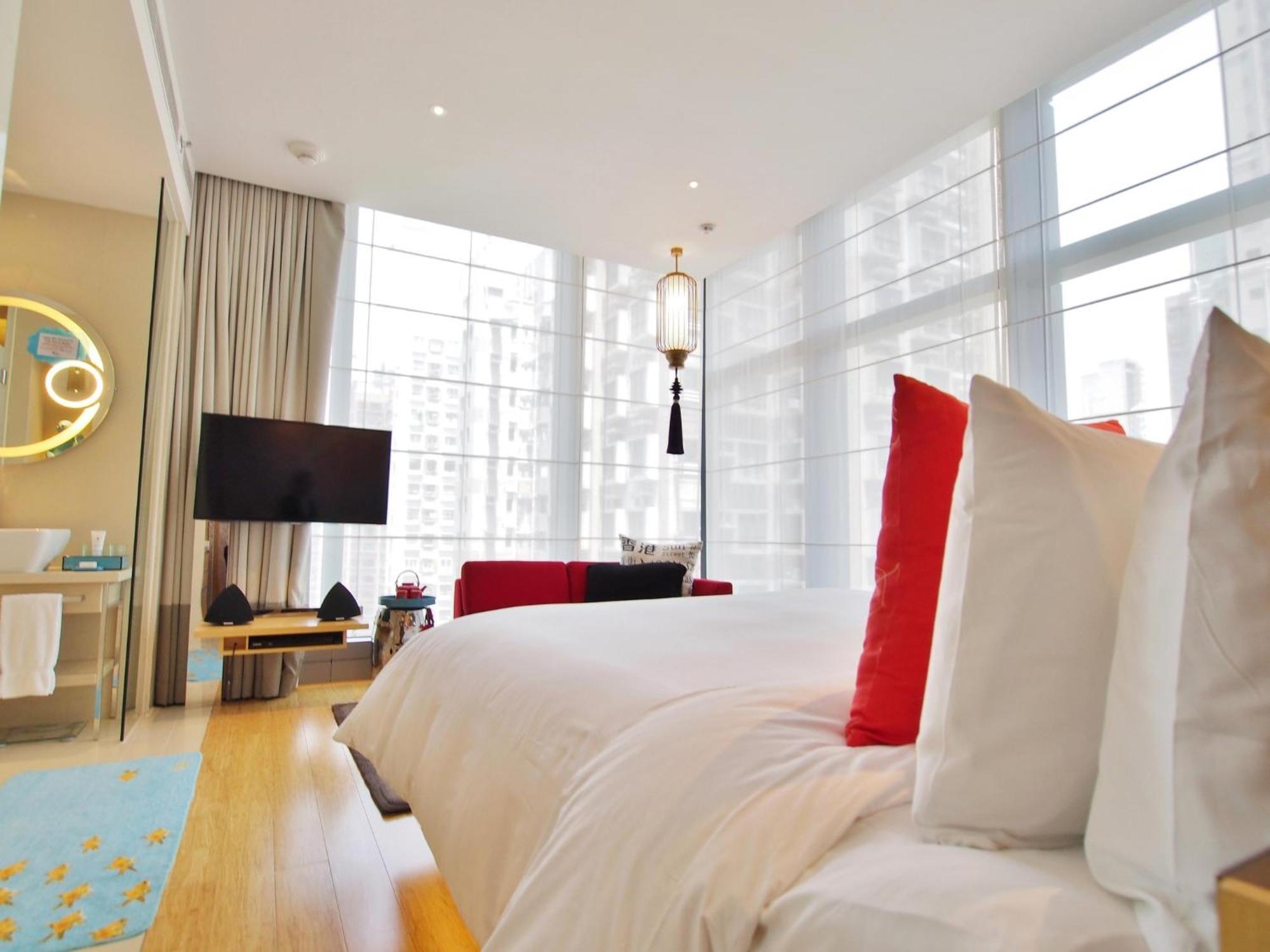 Premium King Room Disability Access
