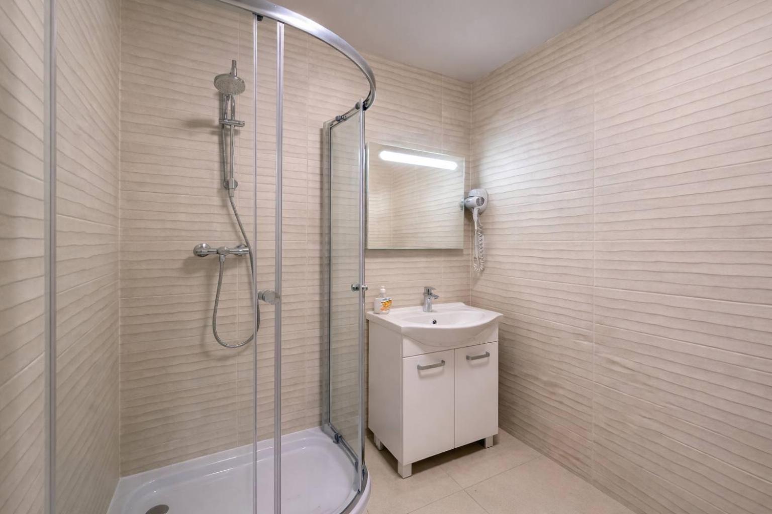 Double Room Private Bathroom