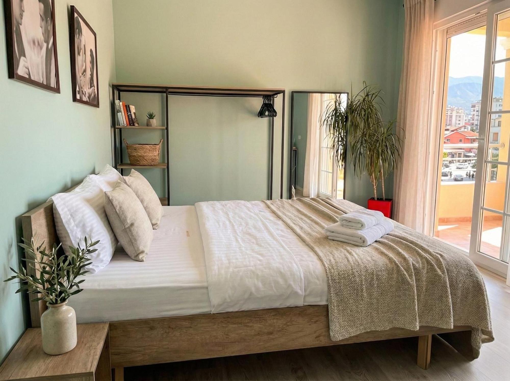 Appartamento Deluxe con 2 Camere da Letto e Balcone