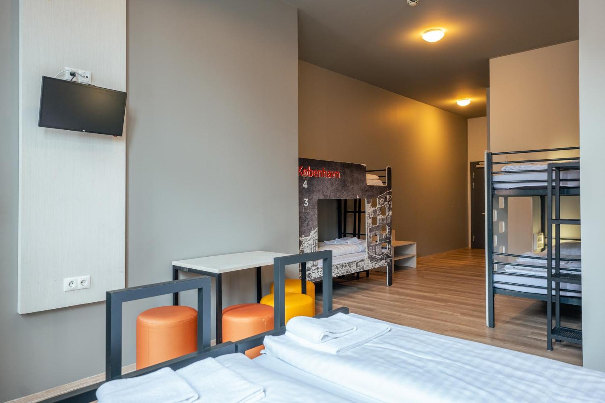 Six-Bed Room