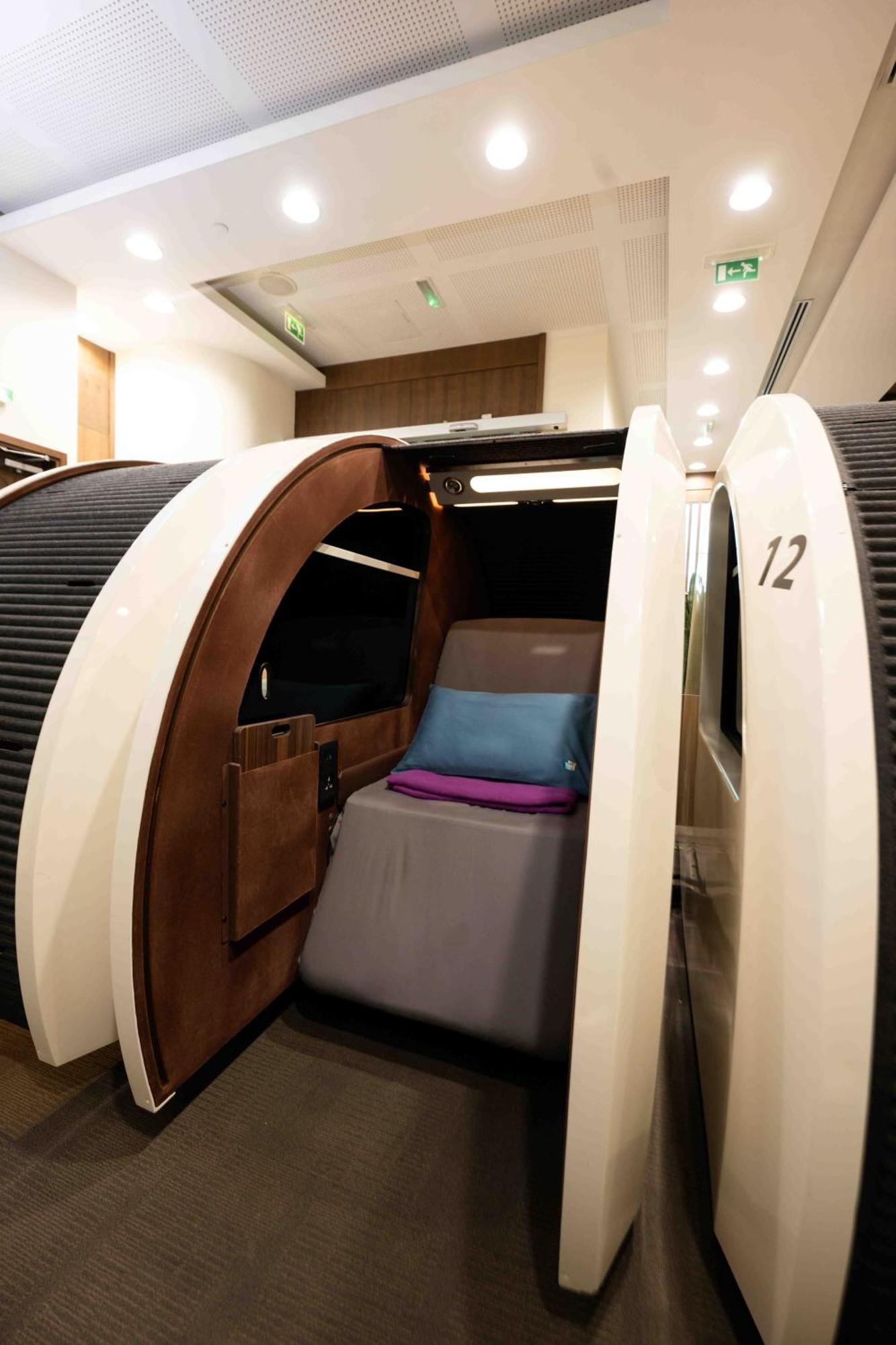 Nap Pod – 10 Hour Day/Evening Stay from 13:00-23:00 hrs (1pm-11pm)