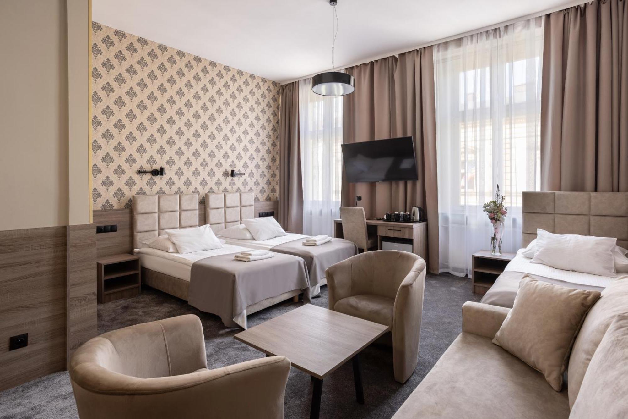 Comfort Triple Room