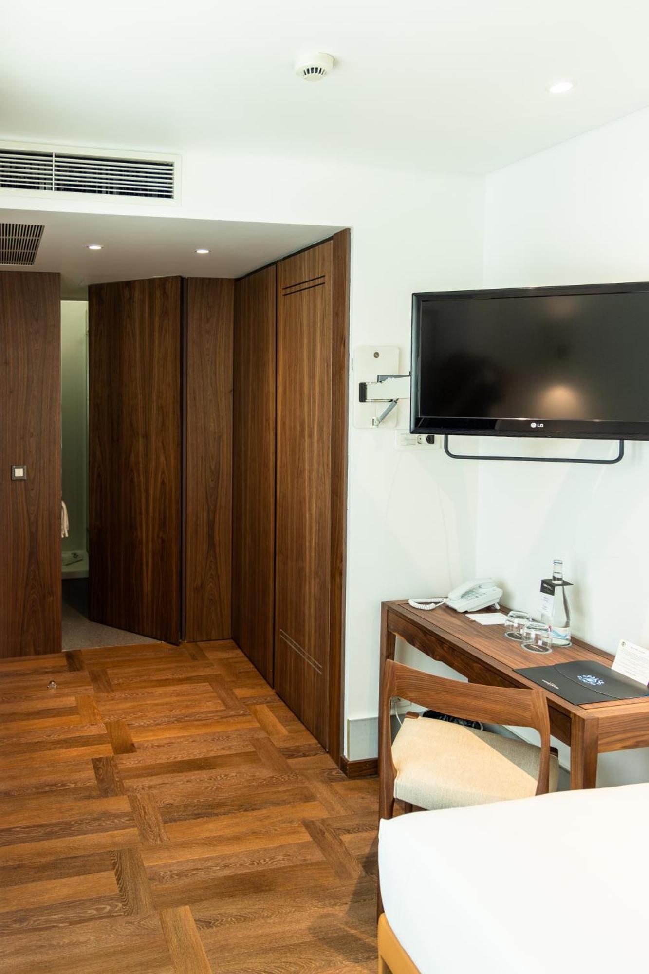 Small Double Room