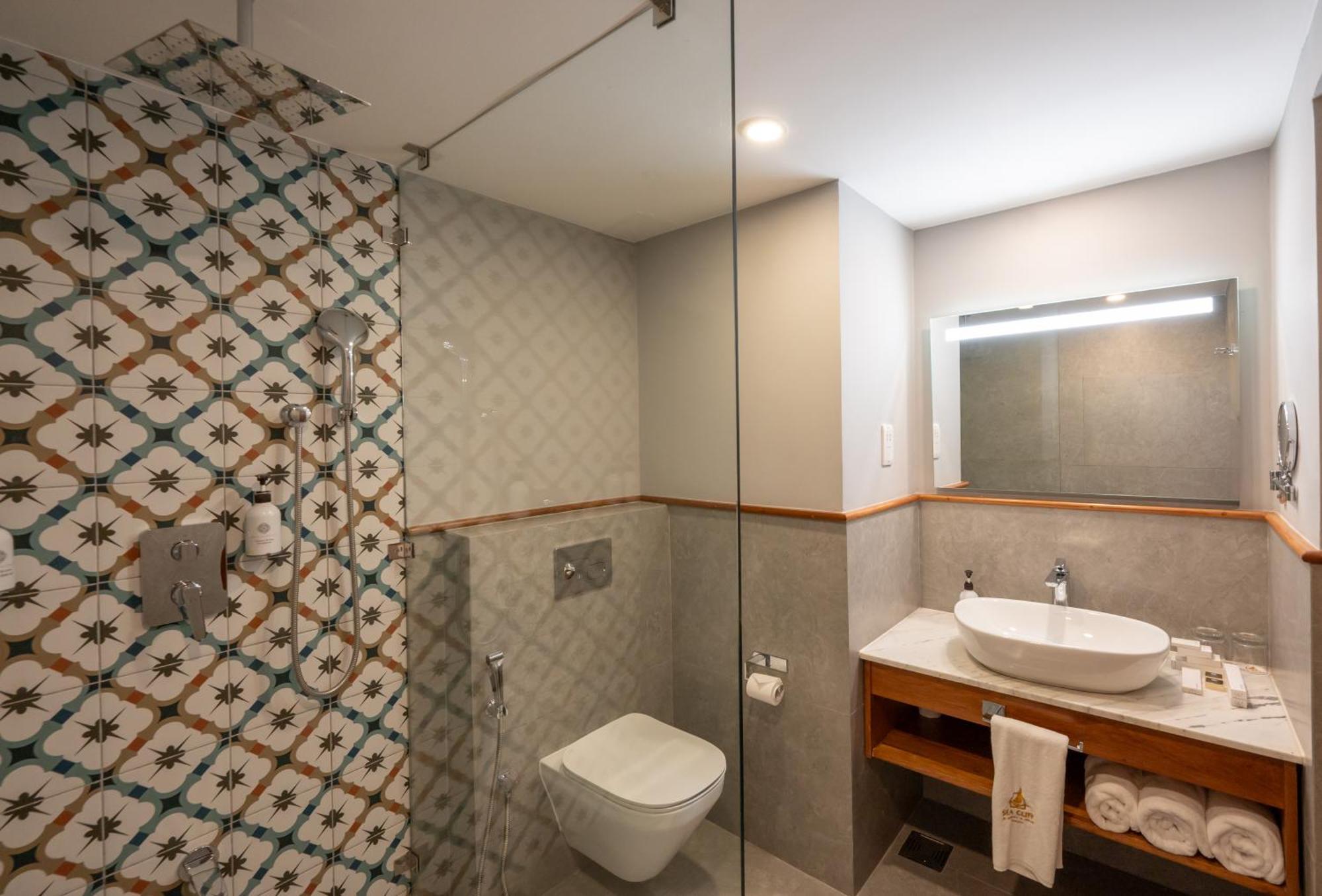 Superior King Room