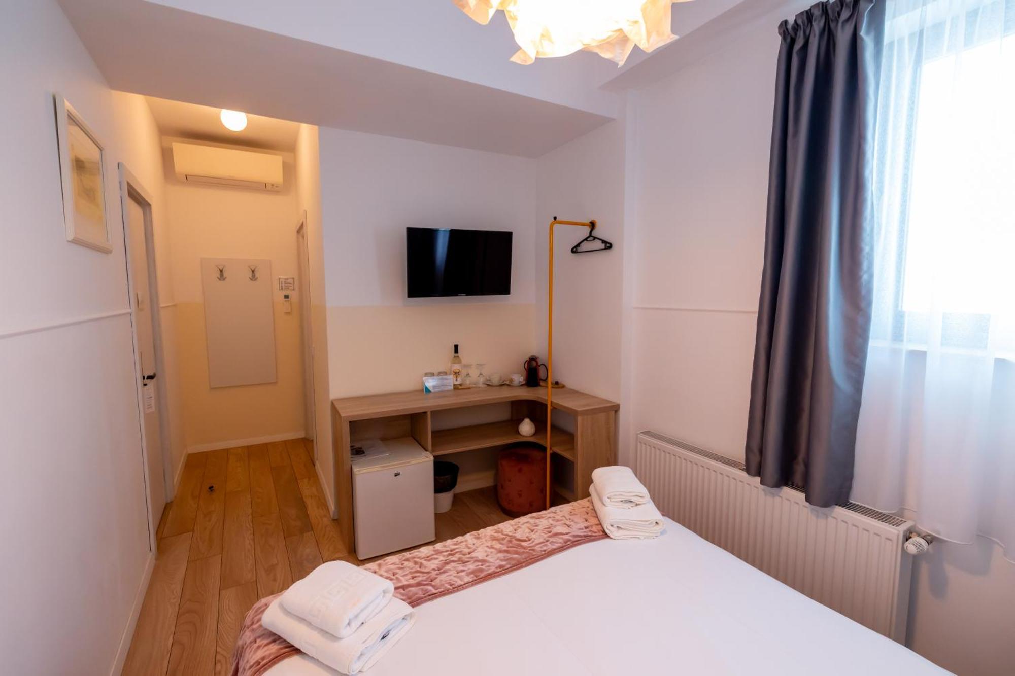 Cozy Double Room