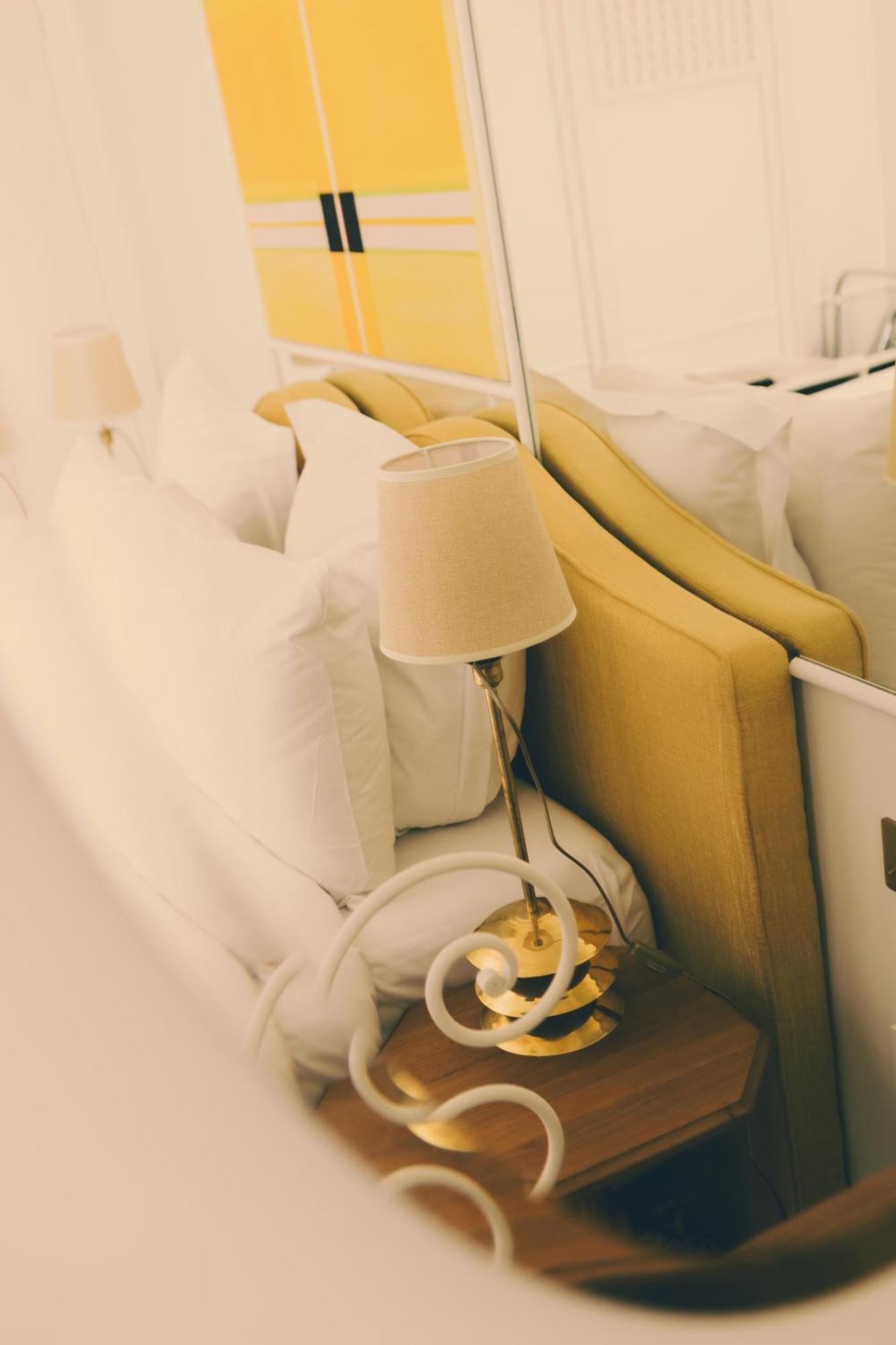 Privilege Room