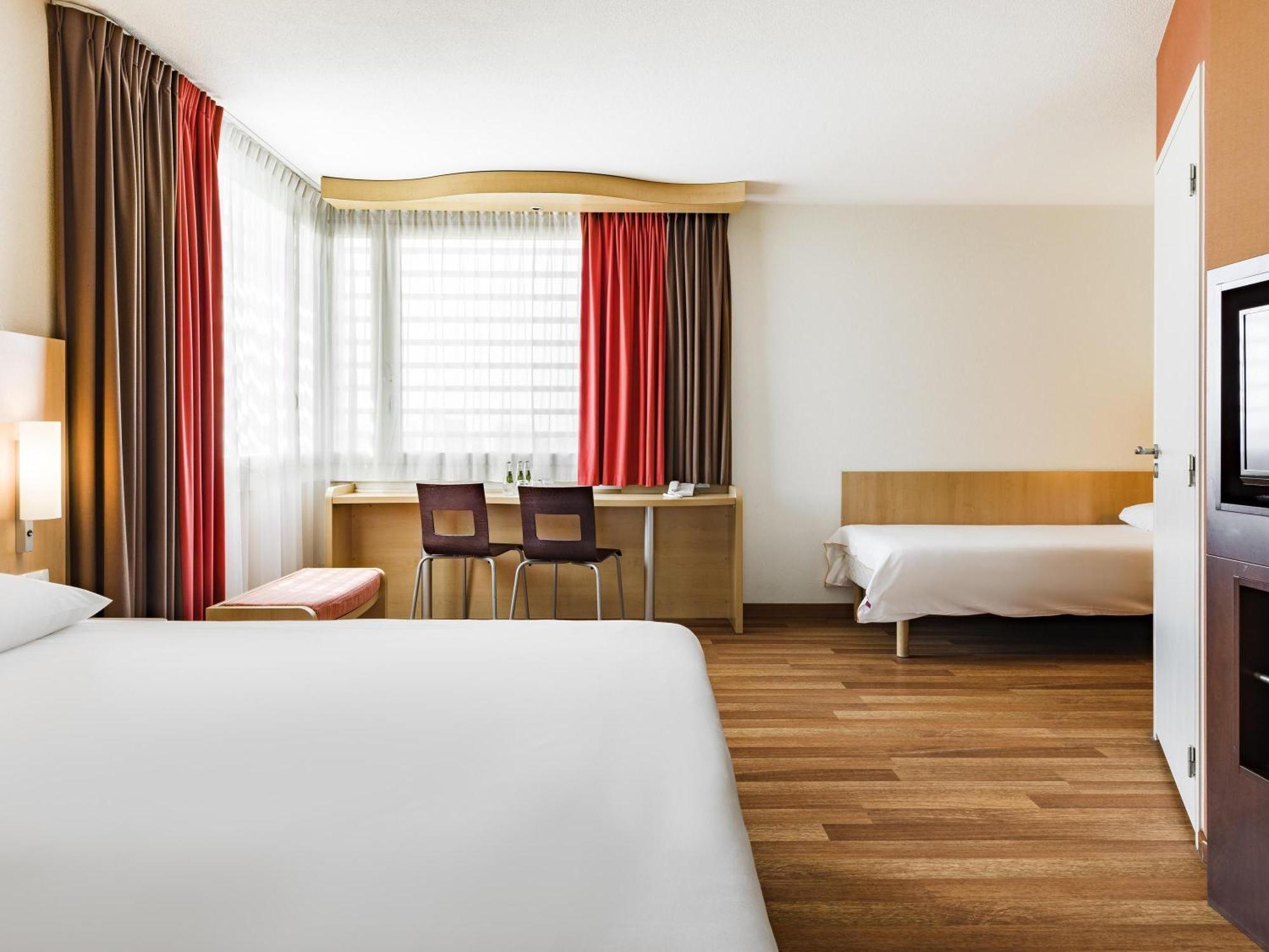 Standard Family Room One Double Bed One Single Bed