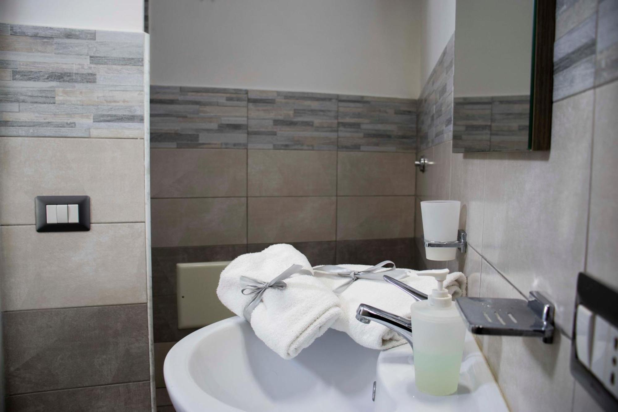 Camera Matrimoniale con Bagno Privato