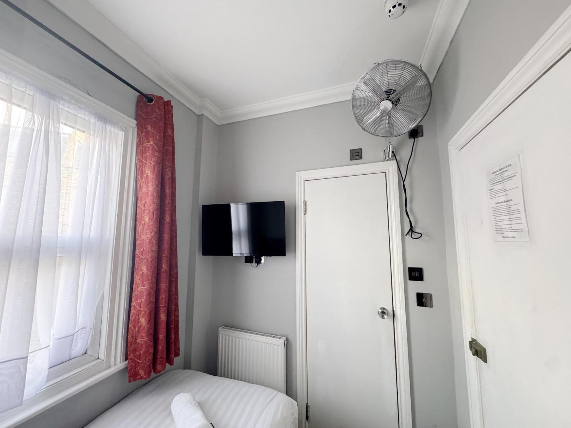 Single Room