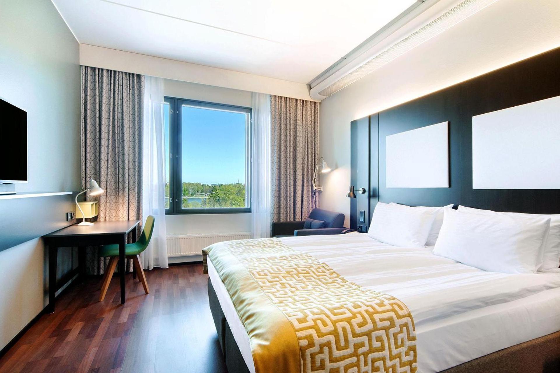 Deluxe King Room