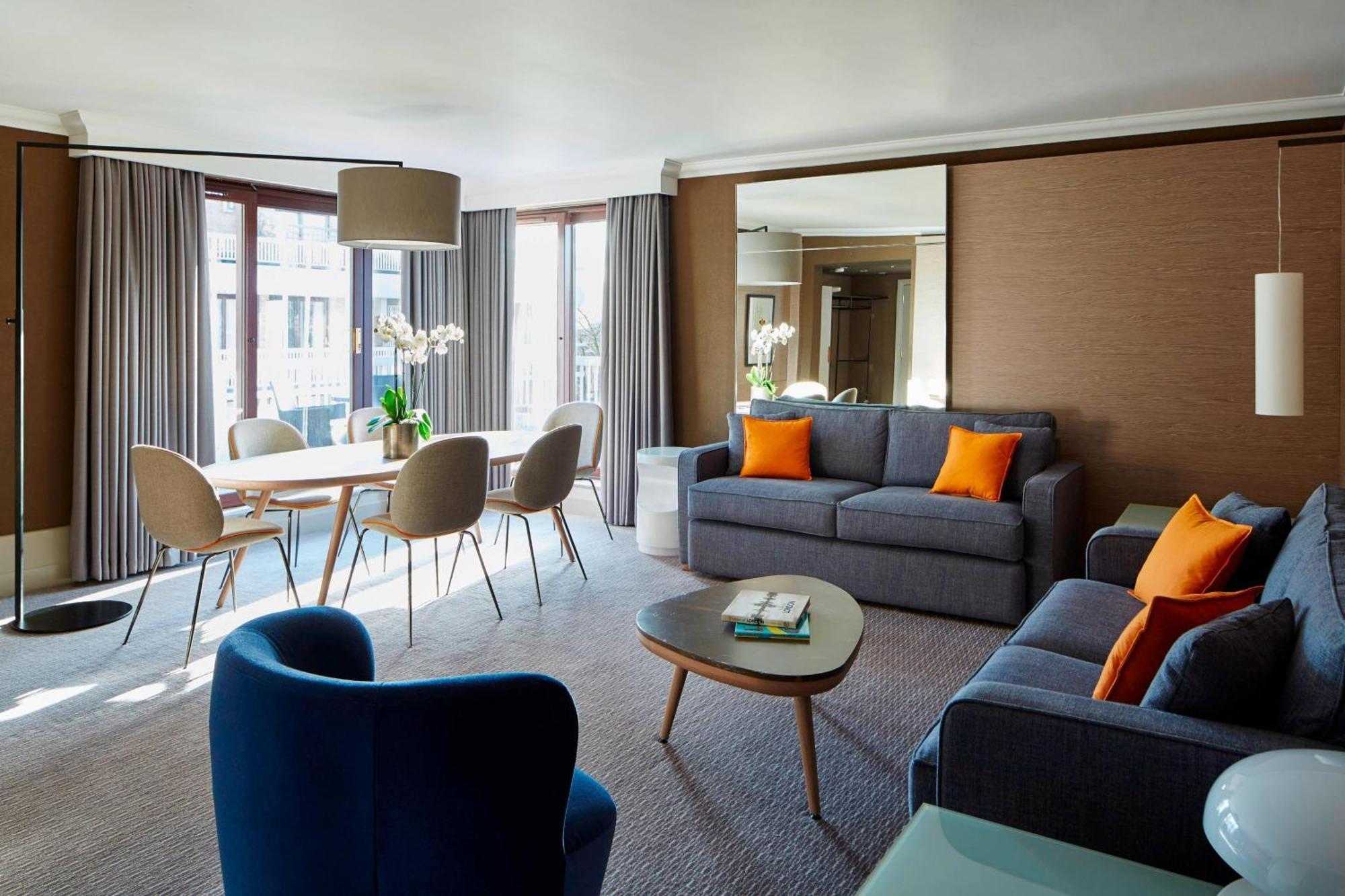 1-Bedroom Suite Terrace M Club lounge access Corner room
