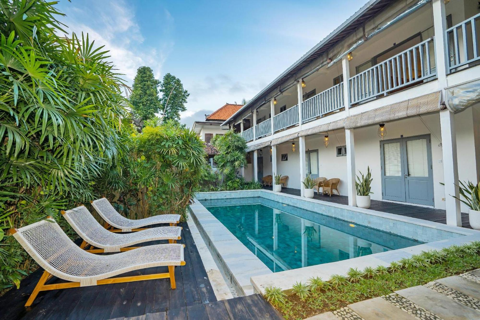 Double Room Pool View